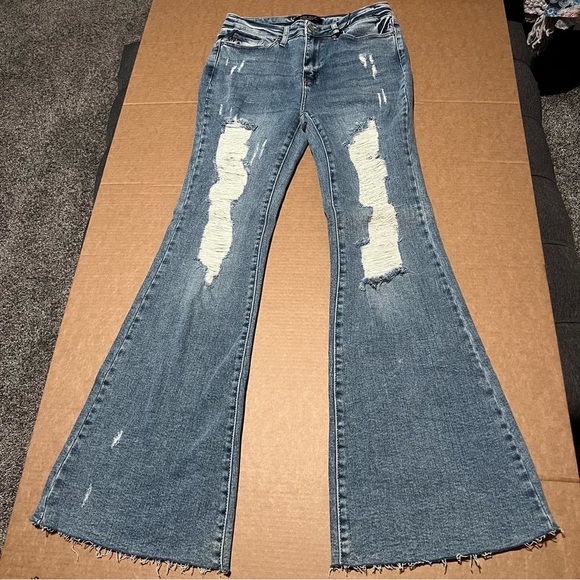 Judy Blue High Waist Distressed Flare Jeans, size 9/29 NWOT - Picture 4 of 14